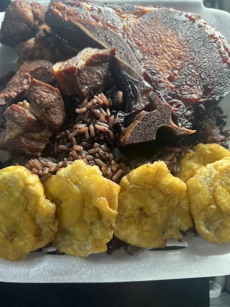 Leoncio_Restaurant Cubano_Laredo_review