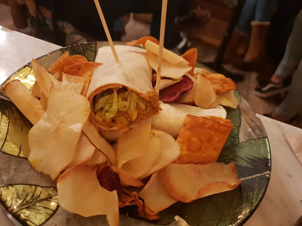 Menu_Bar Los Días Raros_Laredo_image_5