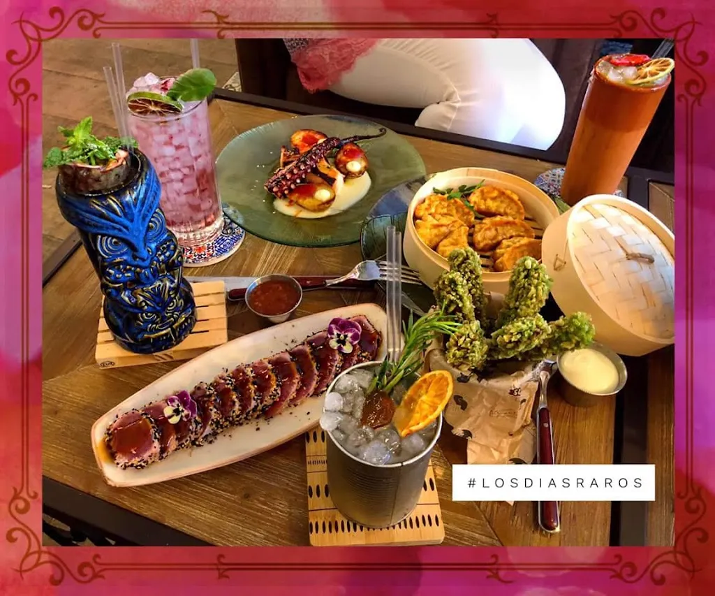 Bar Los Días Raros_Laredo_slider_image_3