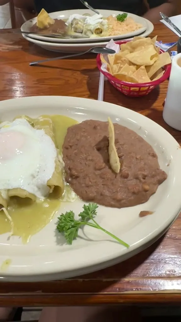 Danny's Restaurant_Laredo_slider_image_2