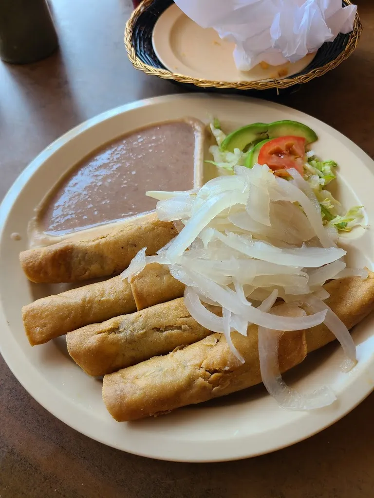 david guajardo_La Paisana_Laredo_recensione