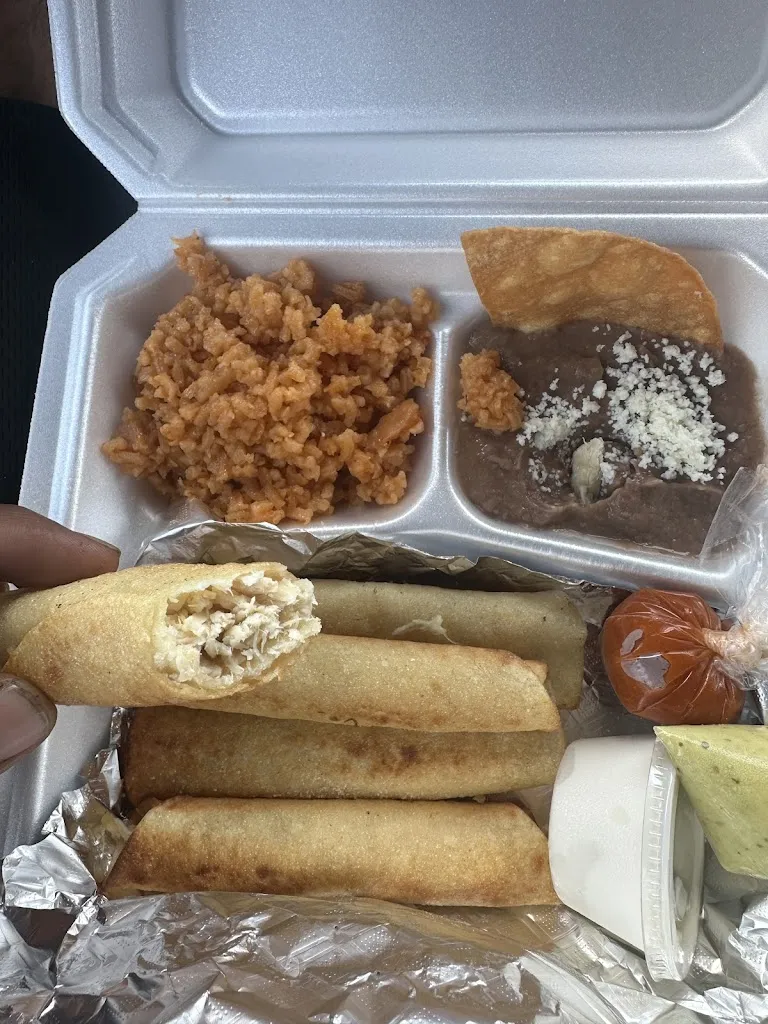 Hyperjump123_Mi Buen Zason_Laredo_recensione