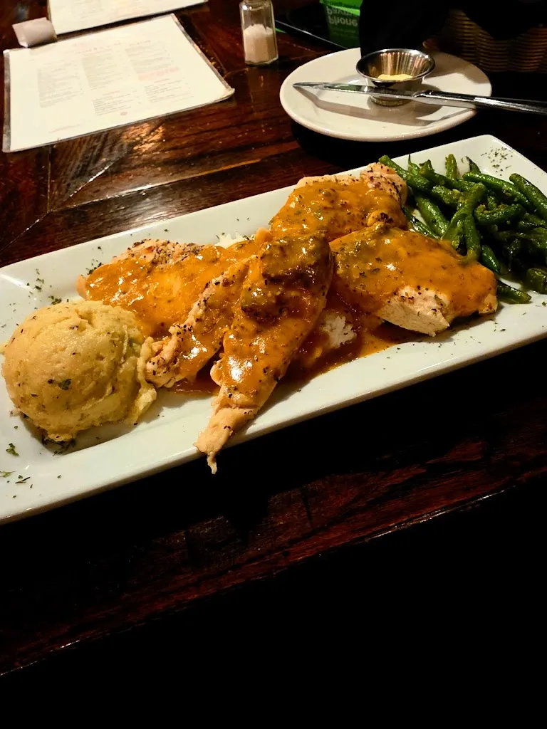 andre yanniello_Casa Lopez Tapas Bar_Laredo_review