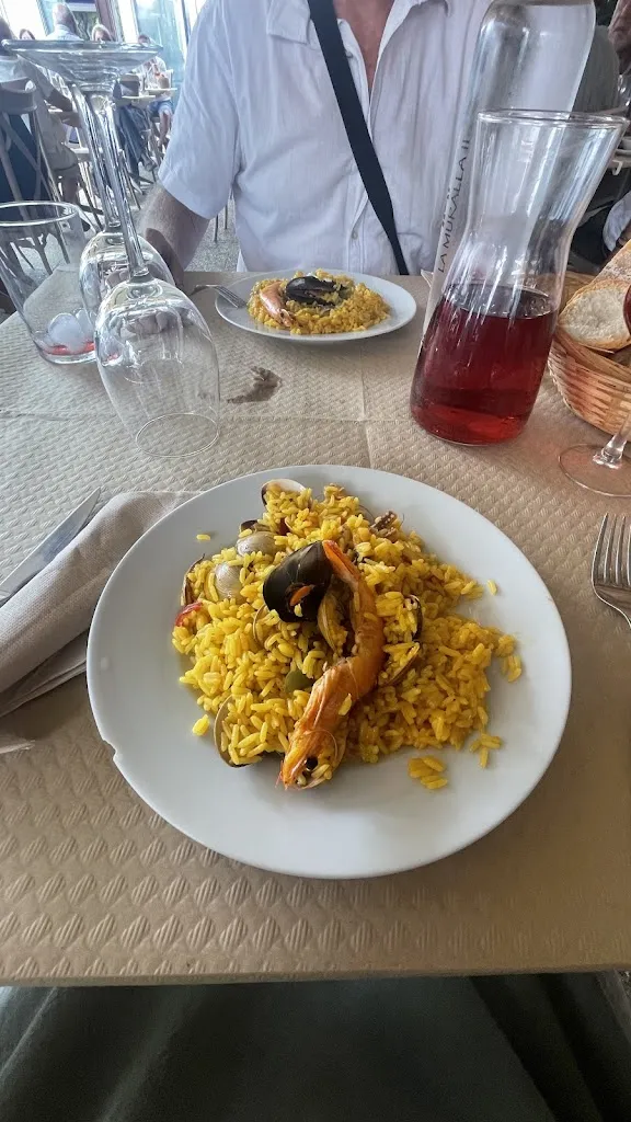 Dirk Rutsaert_La muralla 2_Laredo_review