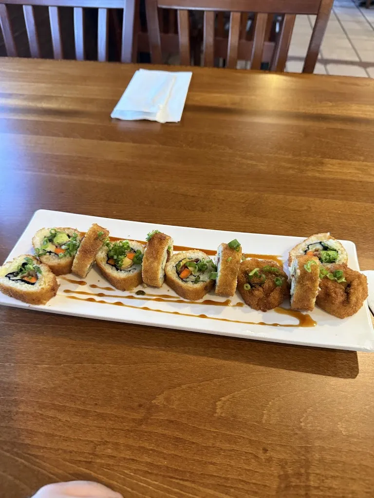 Cristóbal Saldaña_Sushi Madre_Laredo_avis