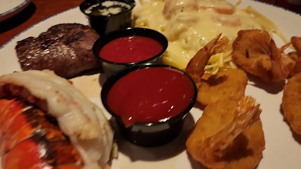 Red Lobster_Laredo_slider_image_2