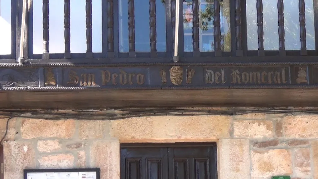 Loles_Ayuntamiento de San Pedro del Romeral_San Pedro del Romeral_review