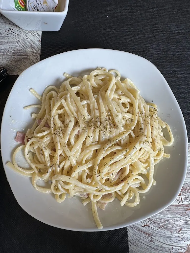 Diana Obando_La Taberna de Boo_Piélagos_review