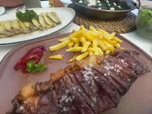 Burdo Restobar_Piélagos_slider_image_2