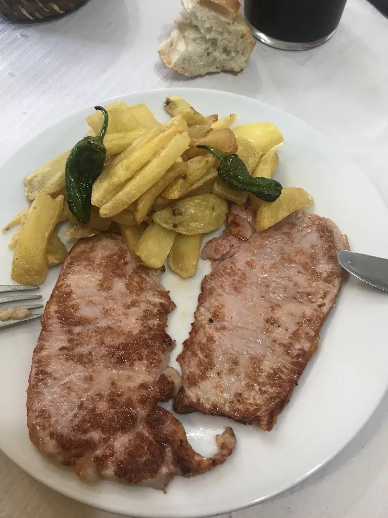 Ahmed Ghidan_Alcazaba_Piélagos_review