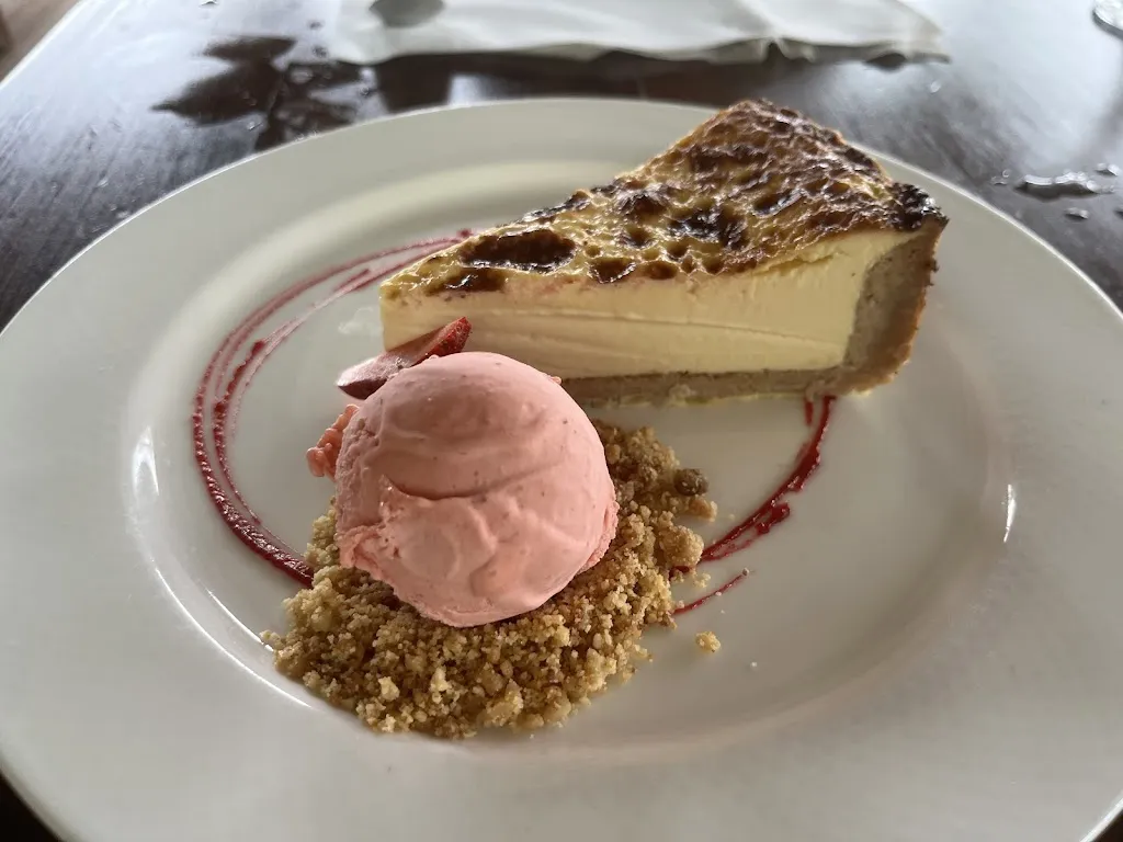 Steve Cherry_Le Hórreo_Piélagos_review