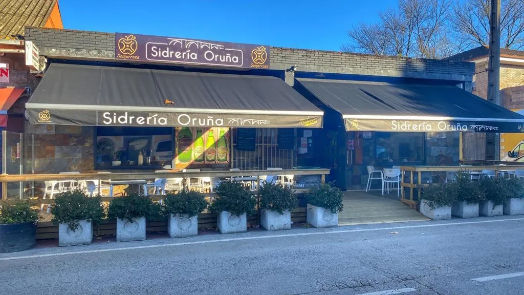 Cafe Manhattan restaurant in Piélagos