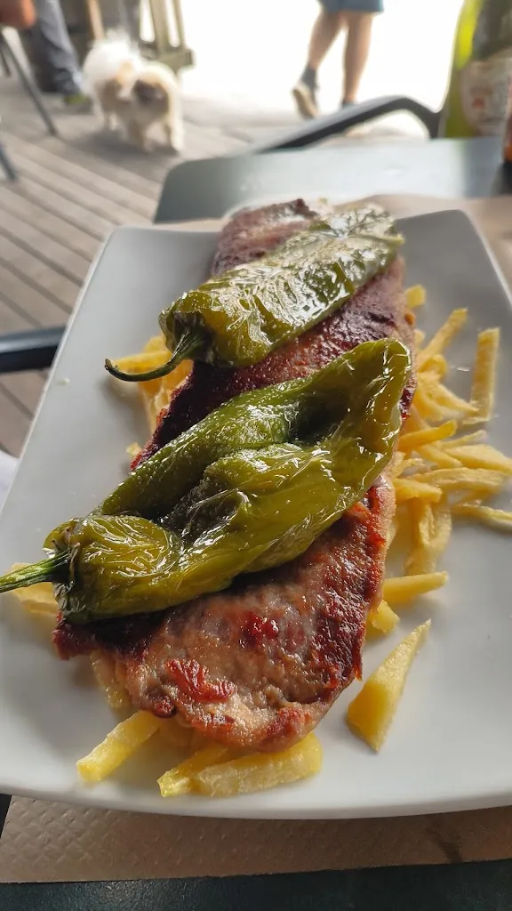 Cafe Manhattan_Piélagos_slider_image_3