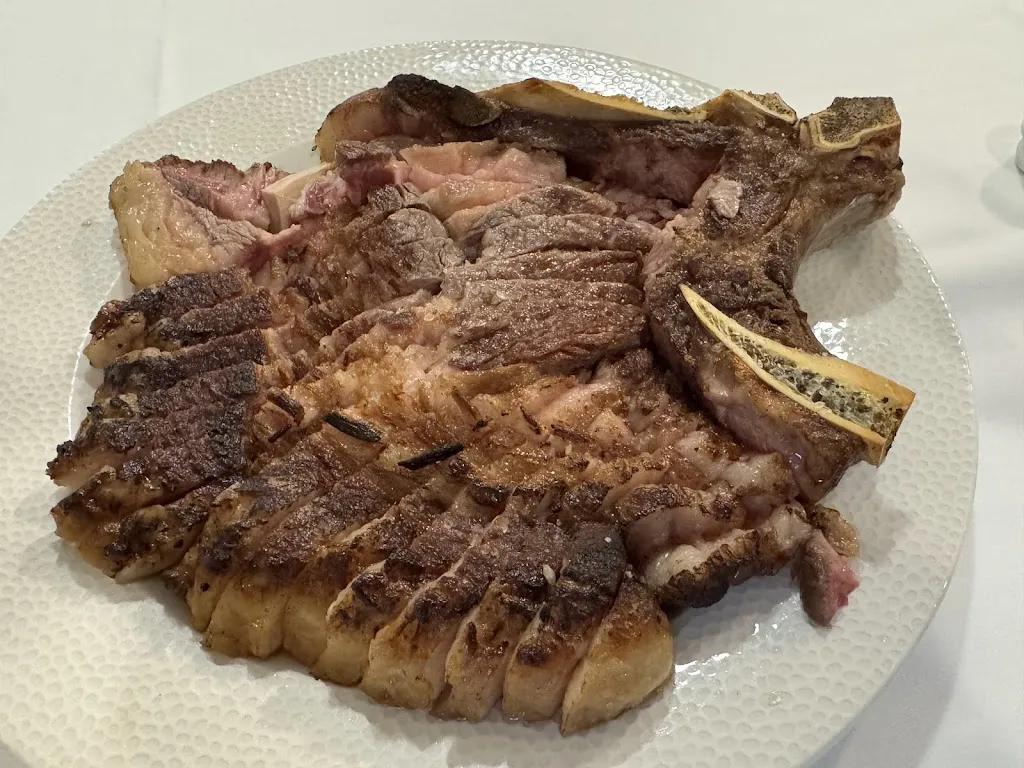 Rico Schiekel_Palacio de Arce_Piélagos_review