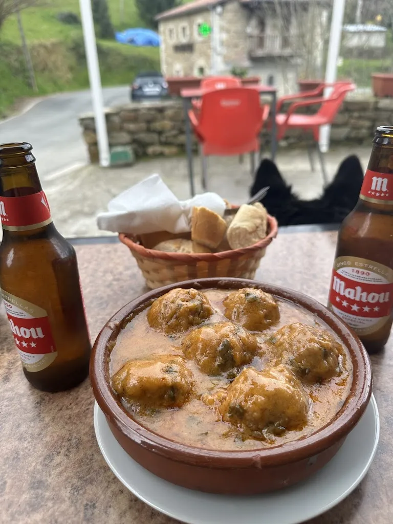 Jenny Garcia_Taberna El Tascón_San Roque de Riomiera_recensione