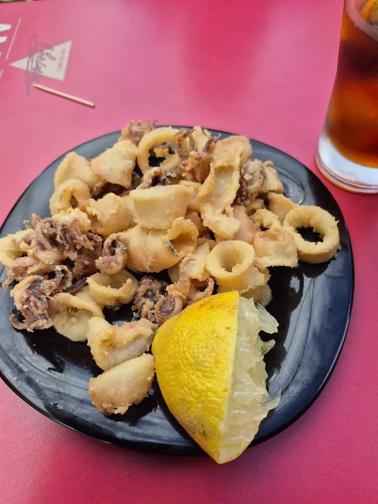 Taberna El Tascón restaurant in San Roque de Riomiera