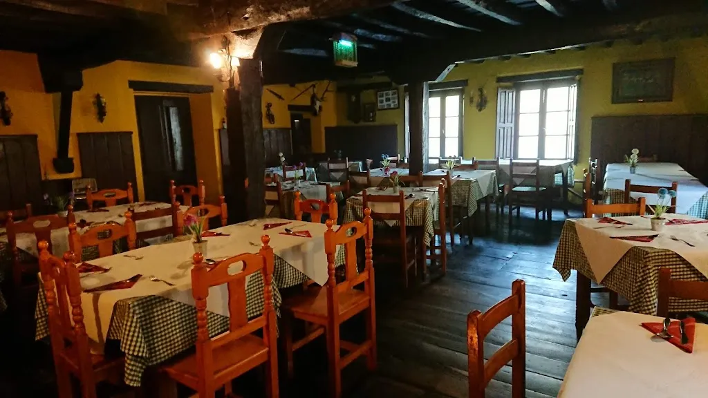 Restaurante Casa Vicente restaurant in San Roque de Riomiera