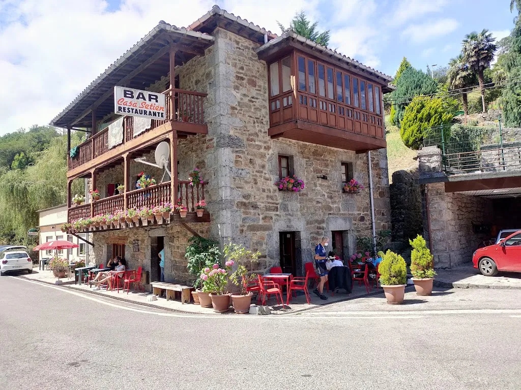 Restaurante Casa Vicente_San Roque de Riomiera_slider_image_3