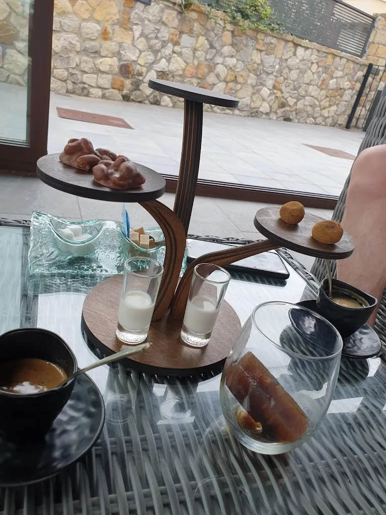 Menu_La Torre - Restaurante Gastronómico; by Marañón_Ribamontán al Mar_image_2