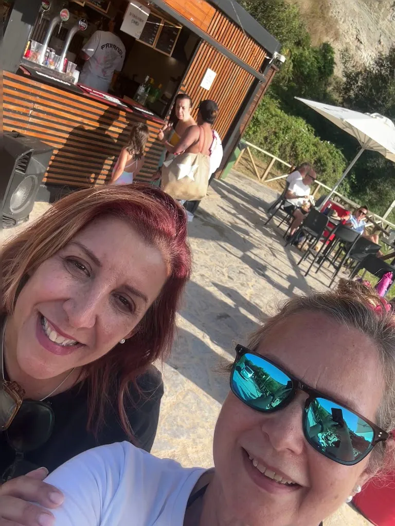 Jackie Phelan_CocoBar Galizano Chiringuito playa Galizano_Ribamontán al Mar_review