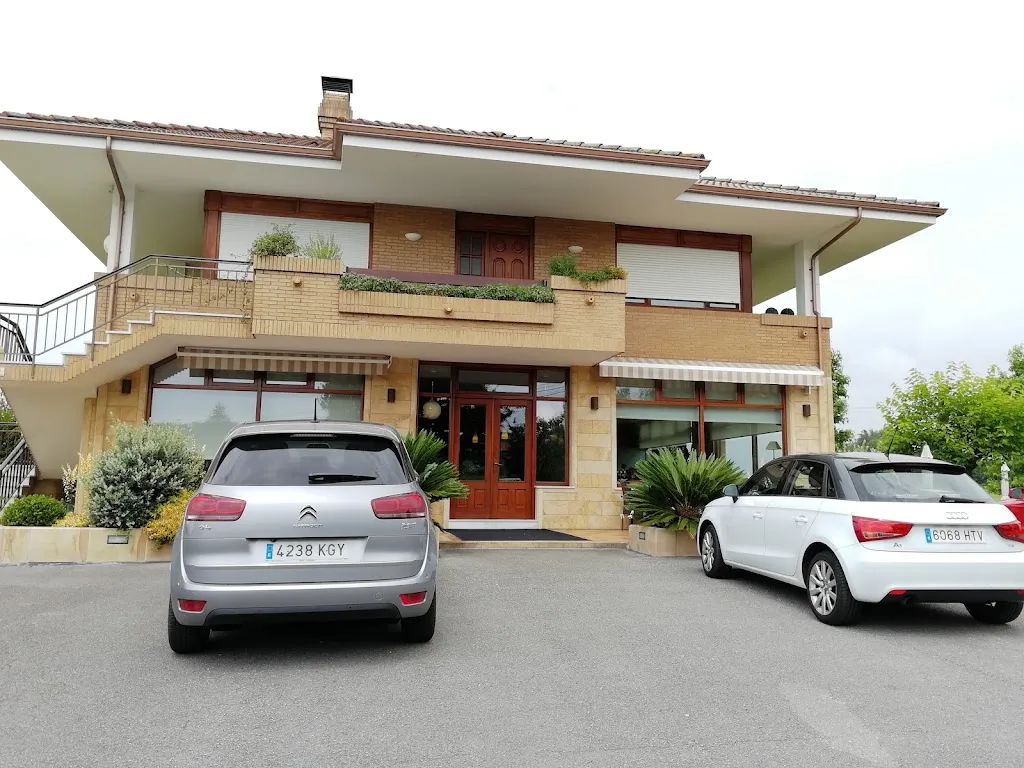 Linton Nightingale_Restaurante Sinfo_Ribamontán al Mar_review