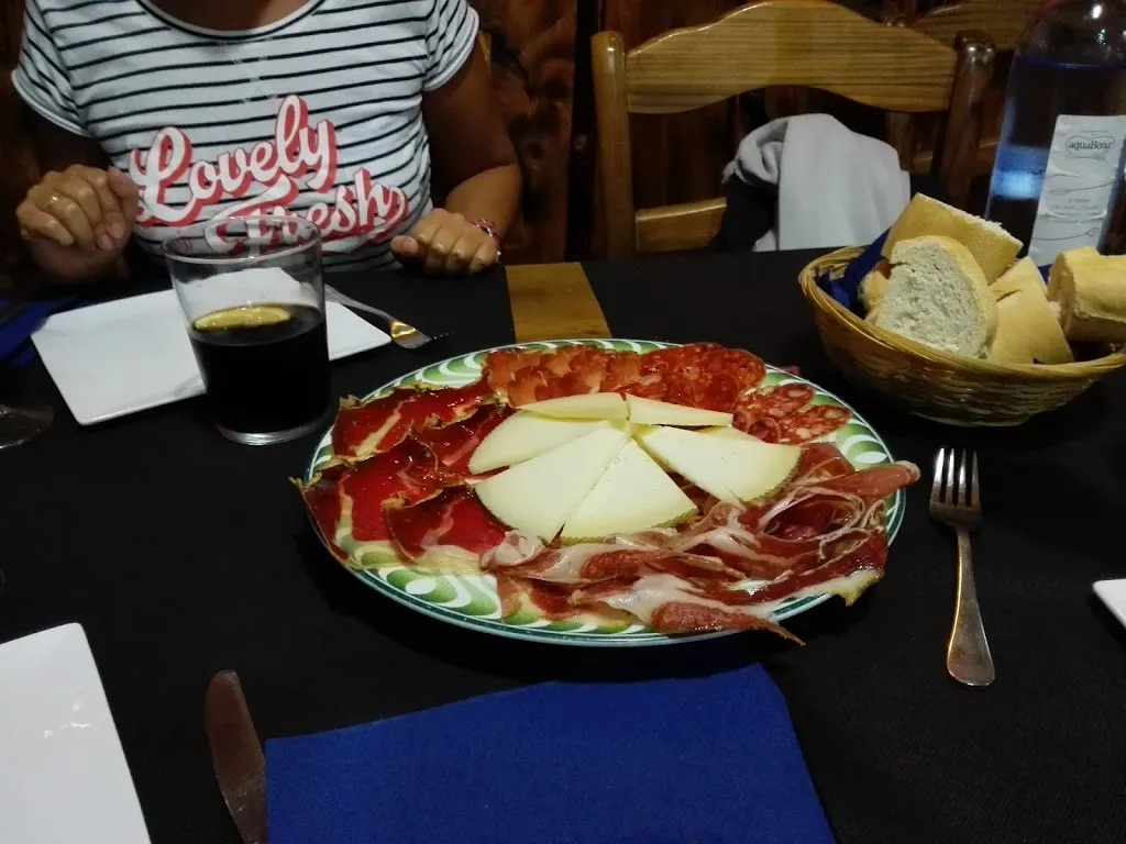 Menu_Mesón Los Robles_Santa María de Cayón_image_6