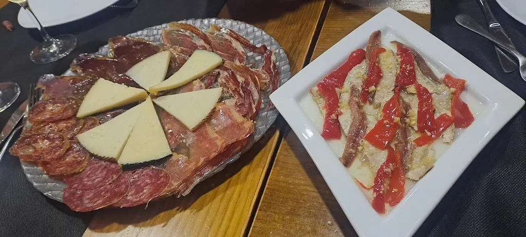 Silvia_Mesón Los Robles_Santa María de Cayón_review