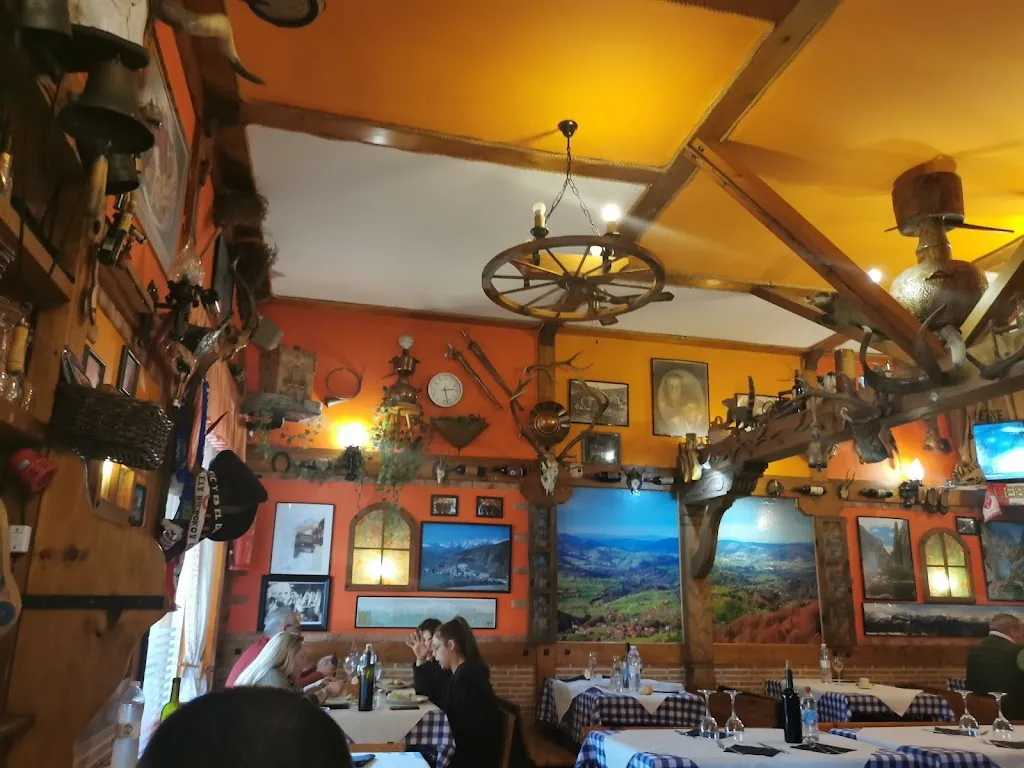 juan manuel prieto_Meson el Bomba_Santa María de Cayón_review