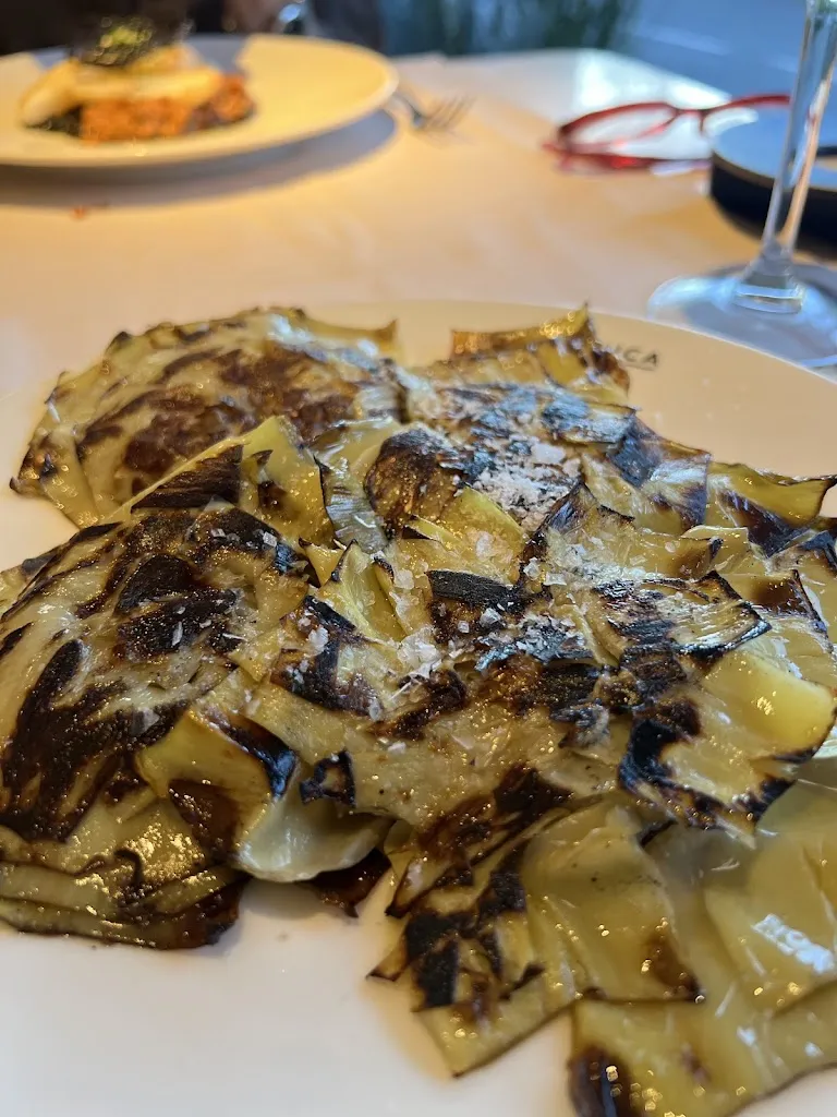 Nicola R_La Maruca - López de Hoyos_Santander_review