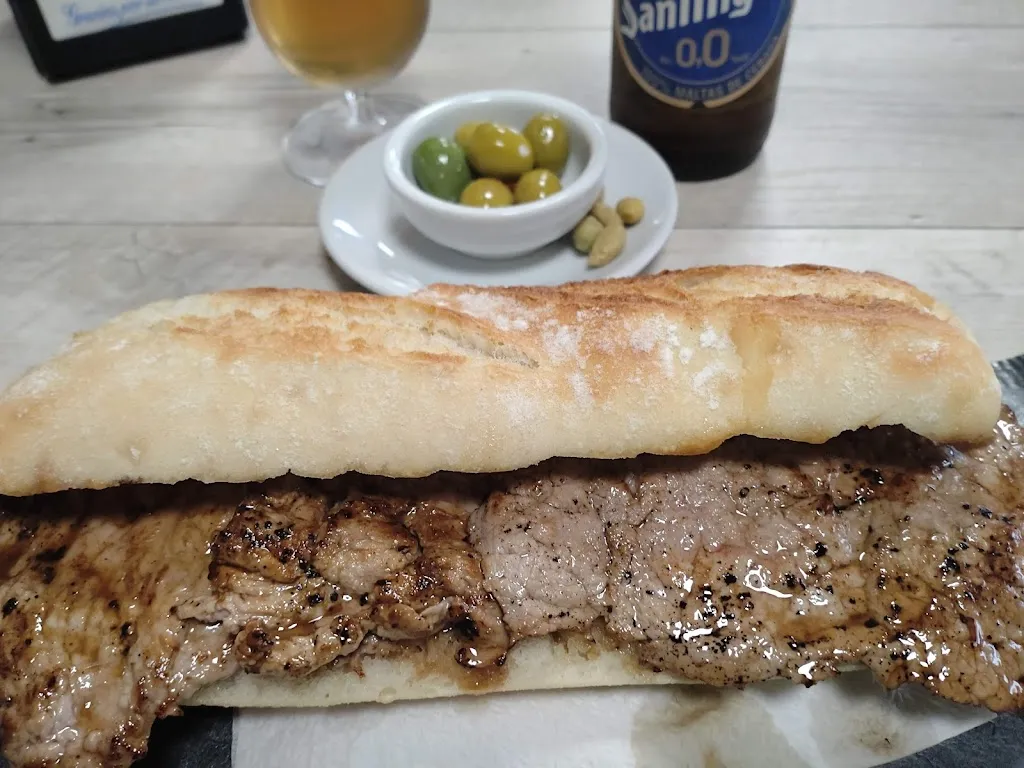 Miguel Everest Kilimanjaro_Bar +Cibeles_Caudete_review