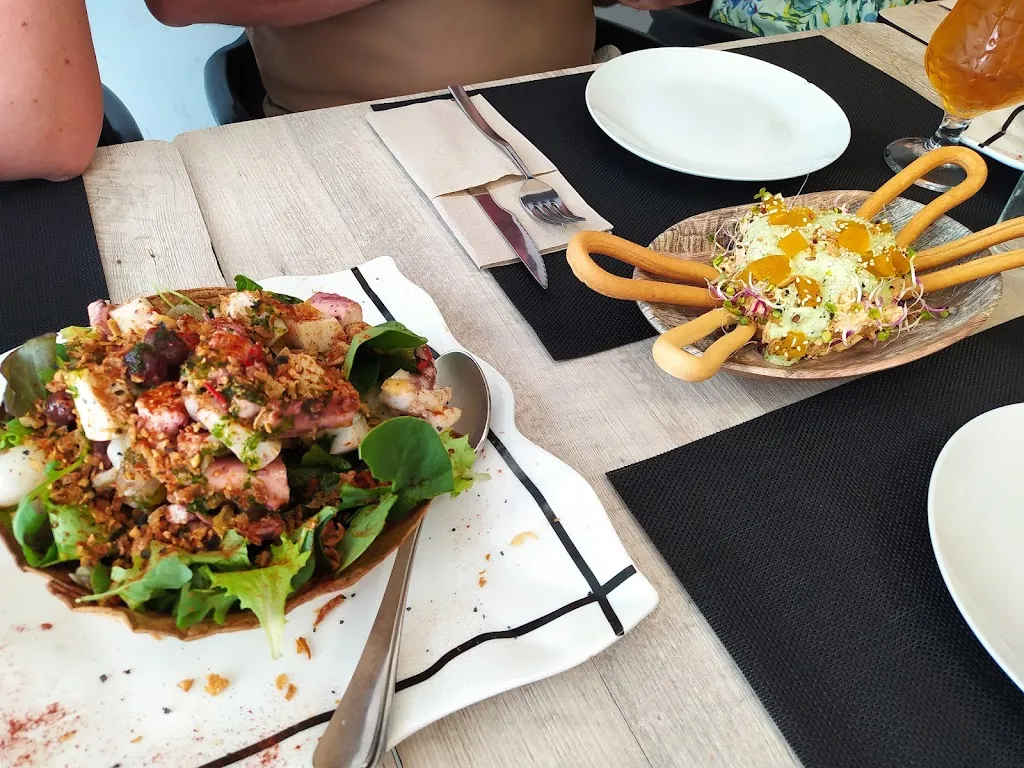 Ana DB_Bar +Cibeles_Caudete_review