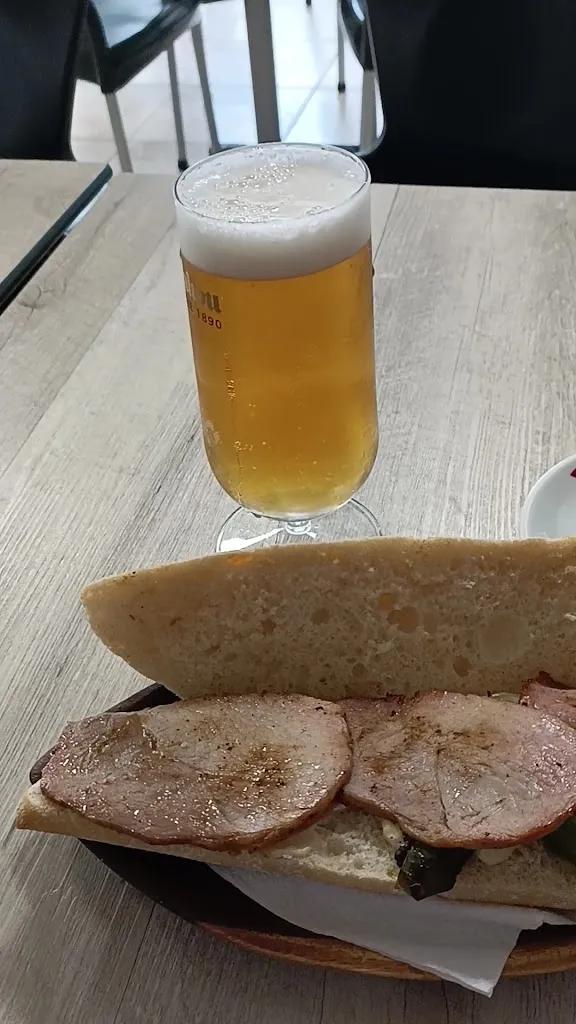 Bar +Cibeles_Caudete_slider_image_2