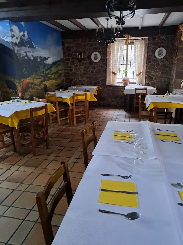 Bar Restaurante Mesón Santa Cruz_Santa Cruz de Bezana_slider_image_3