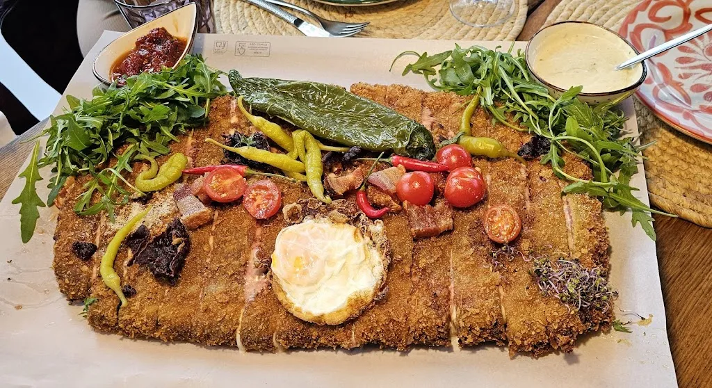 Mesón Dos Pozos y Jimena_Santa Cruz de Bezana_slider_image_3