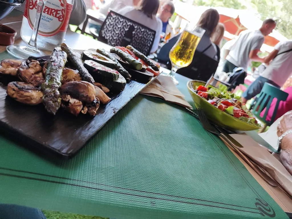 Menu_La Isla_Santa Cruz de Bezana_image_7