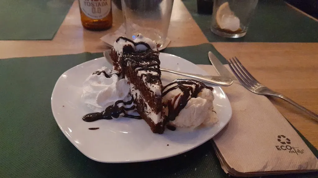 Menu_La Isla_Santa Cruz de Bezana_image_9