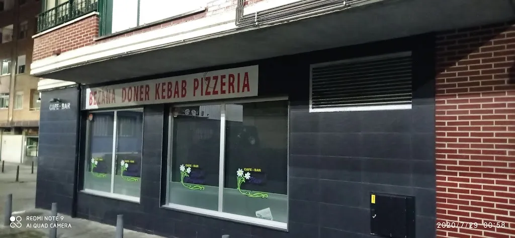 Bezana Doner Kebab restaurant in Santa Cruz de Bezana