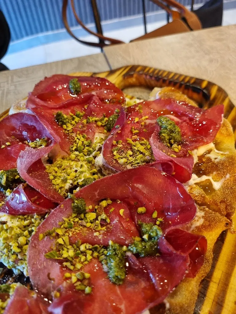 Mohamed El Hassouni _Rosso Il Mercato  Las Rozas_Rozas de Valdearroyo Las_review