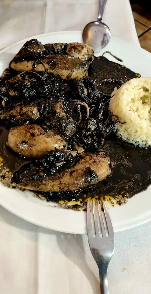 jcywest_La Taberna de Las Regiones_Rozas de Valdearroyo Las_recensione