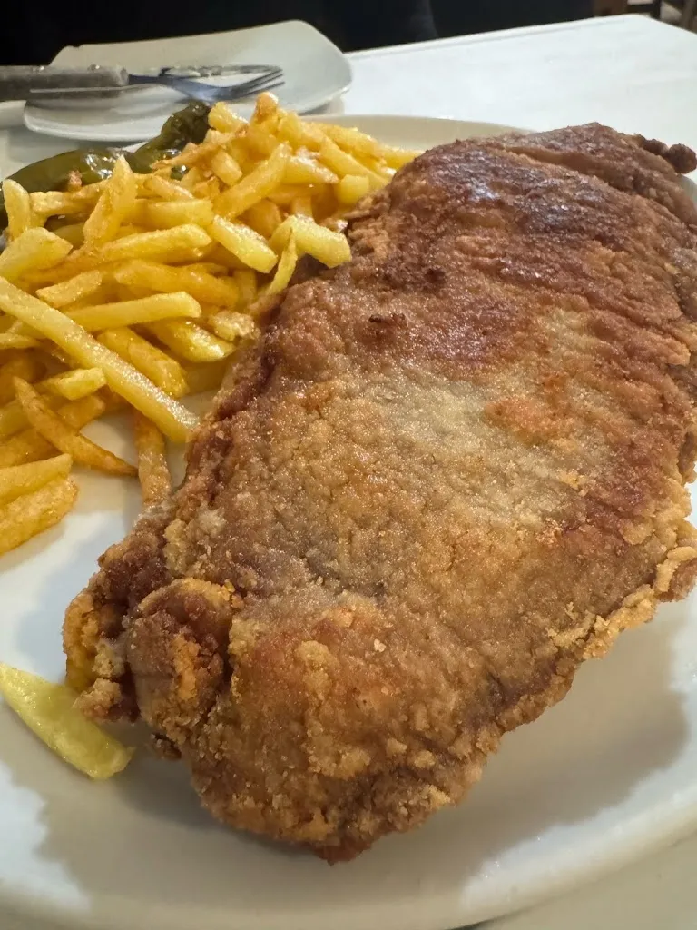 Michele De Ieso_La Taberna de Las Regiones_Rozas de Valdearroyo Las_recensione