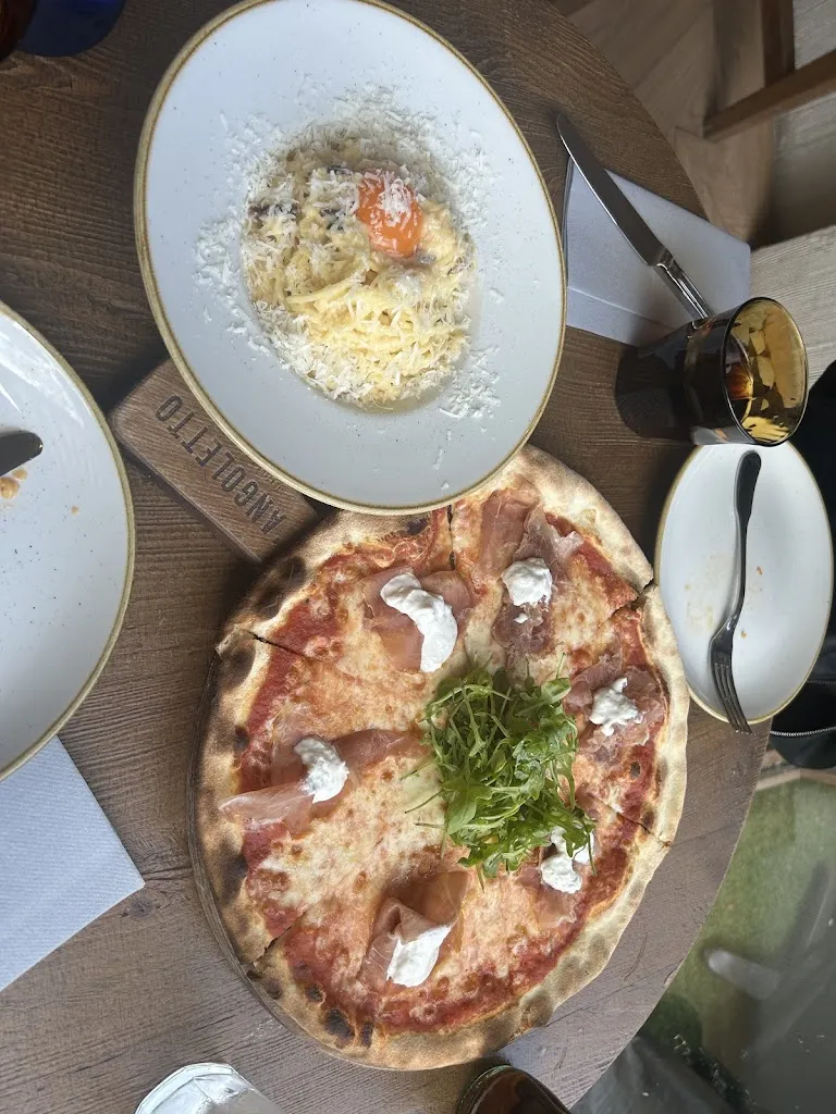 Jiawei Xu_L'ostería L'angoletto | Restaurante Italiano Las Rozas_Rozas de Valdearroyo Las_Bewertung