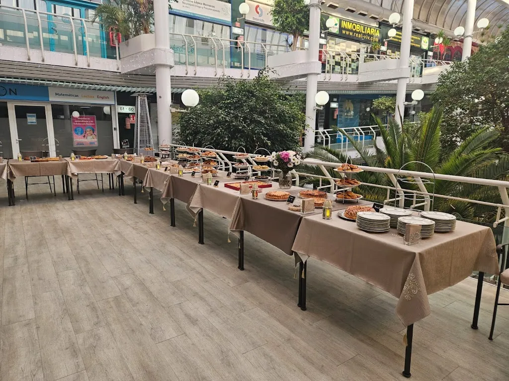 MAISON GHARBI ristorante a Rozas de Valdearroyo Las