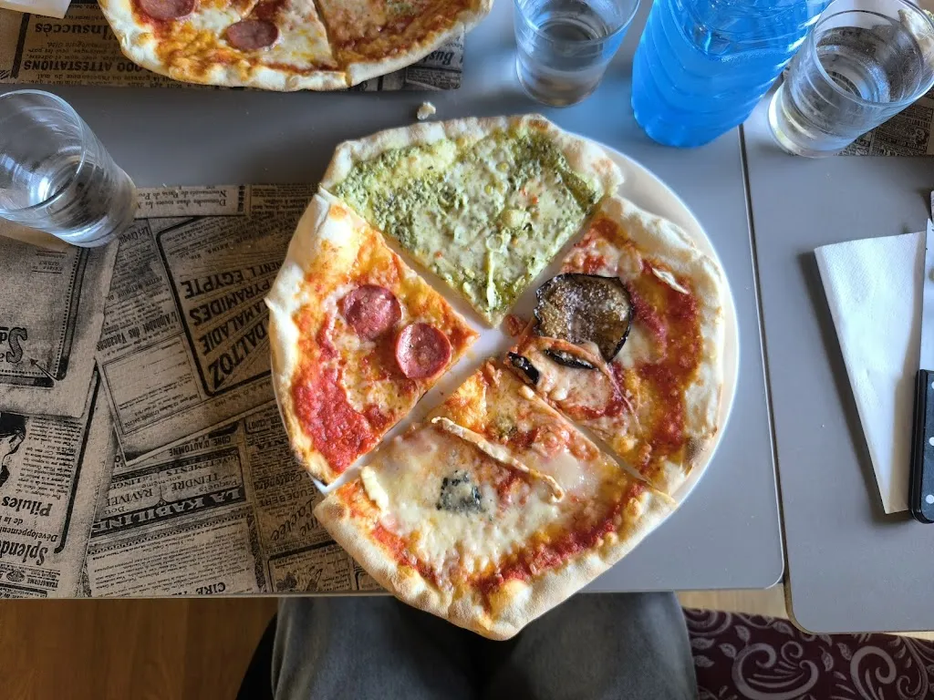 Pizzería Asociación la Olla de la Robla_Rozas de Valdearroyo Las_slider_image_2