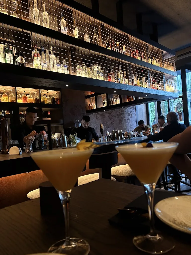 Acholao_Saro_slider_image_3