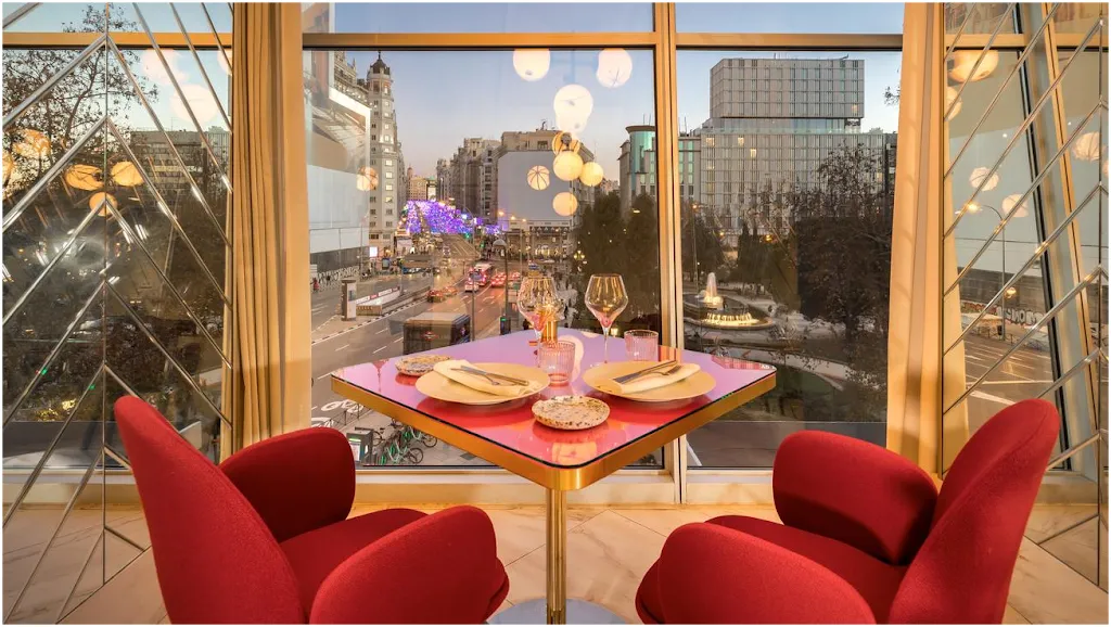 Somos_Saro_slider_image_1