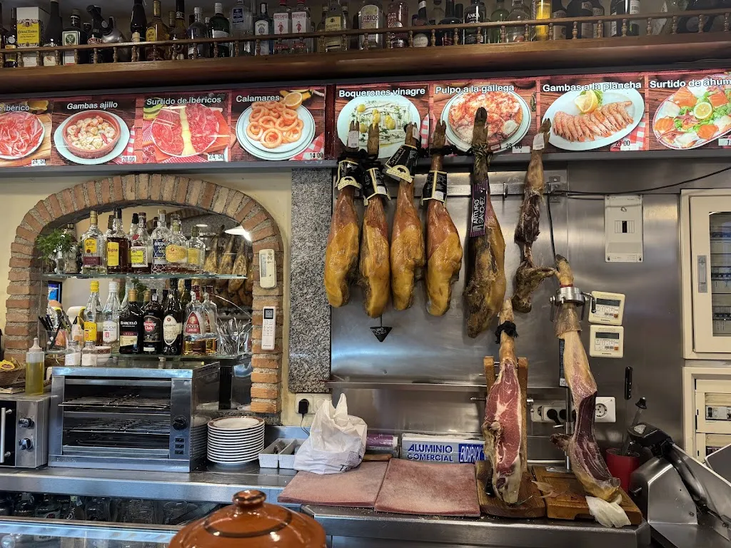 Mesón O'Luar_Saro_slider_image_3