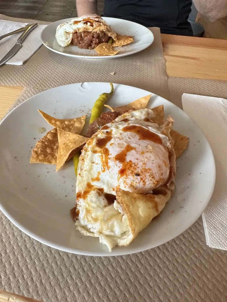 Daniel McGrath_Canalla Gastro&music_Santoña_review