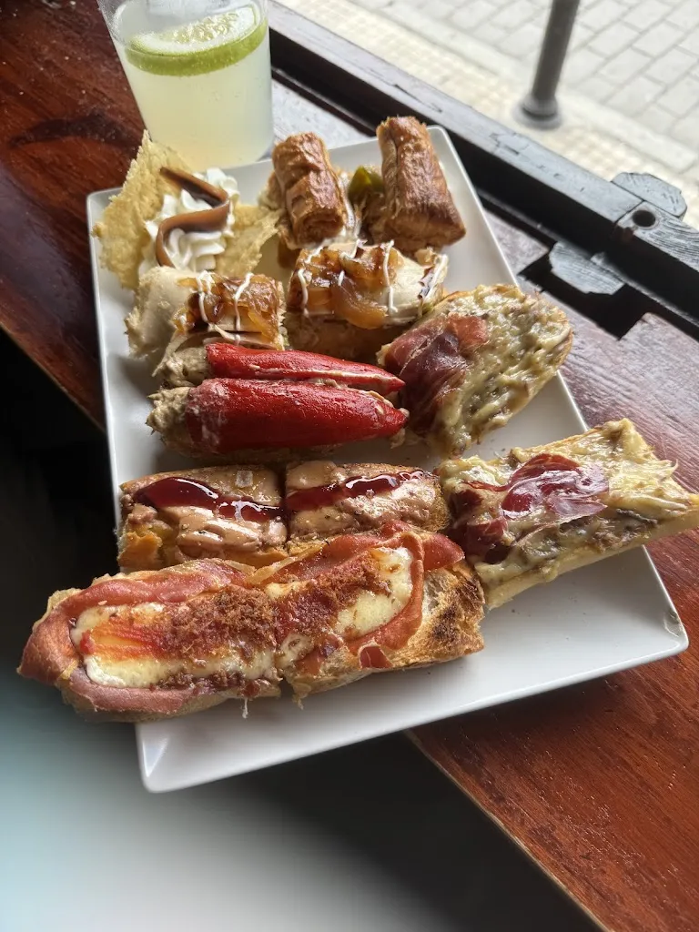 Naila Tamargo_Pachi Mesón_Santoña_review