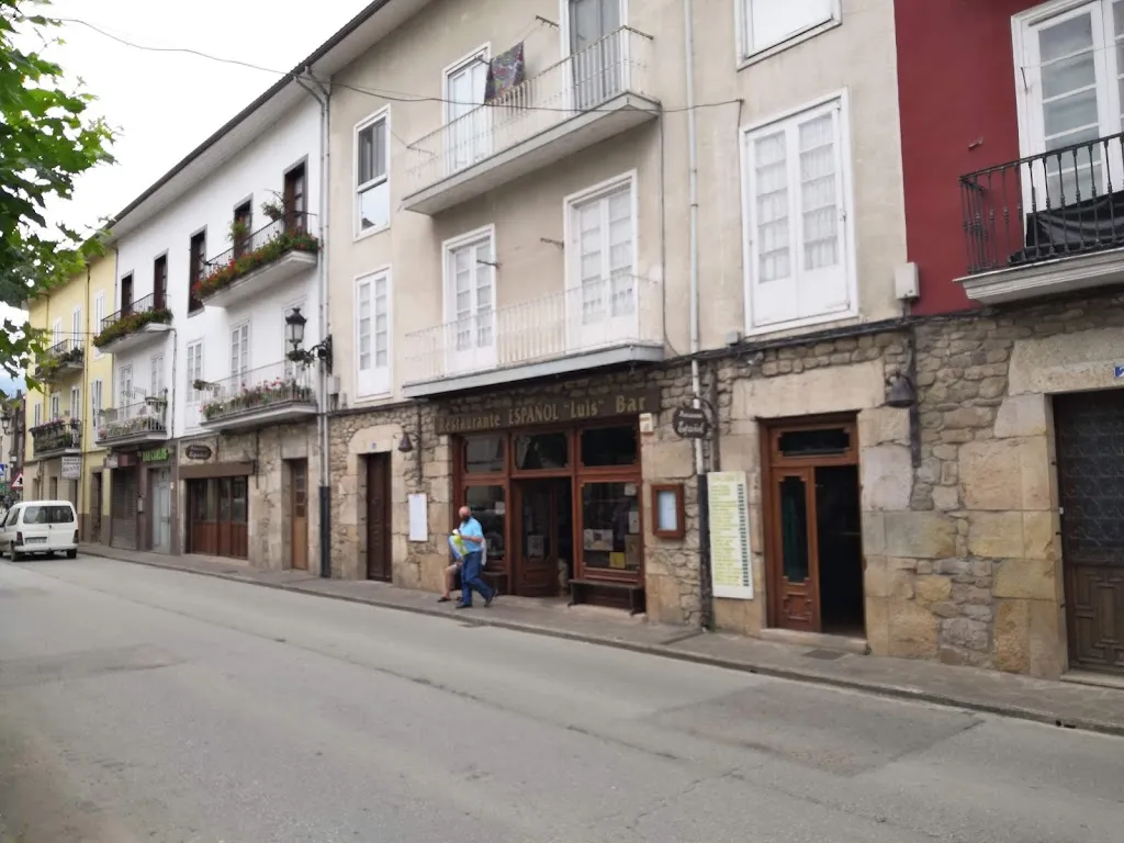 Richie Gill_Café Español_Selaya_review