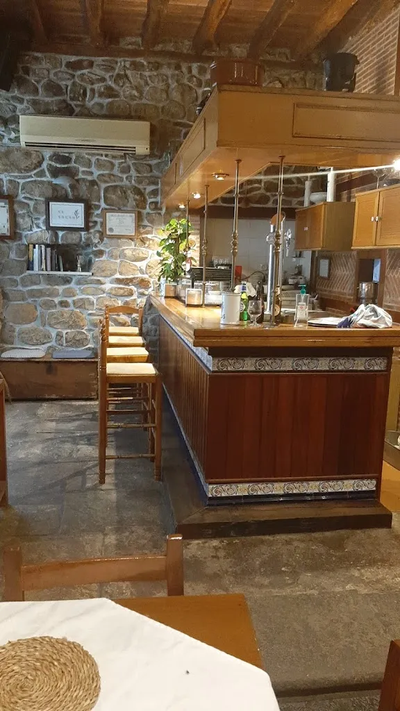 El Fogon de Villacarriedo restaurant in Selaya